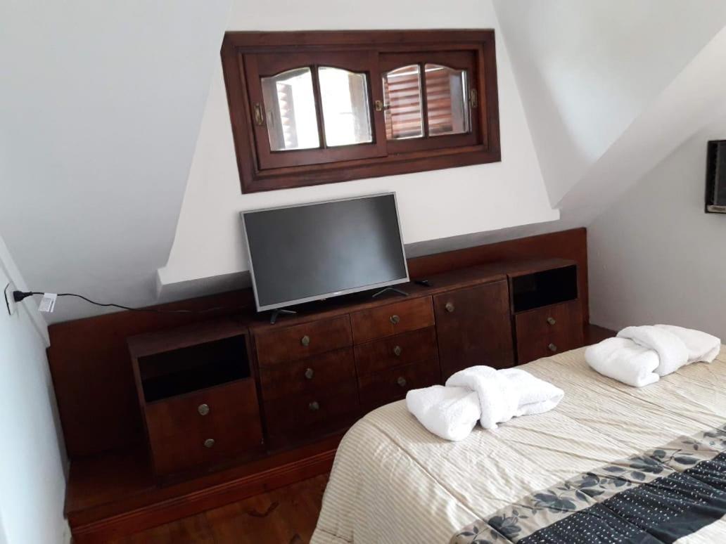 Posada Villa Club, Apart 3 Cerca Del Aeropuerto El Palomar Hurlingham Dış mekan fotoğraf